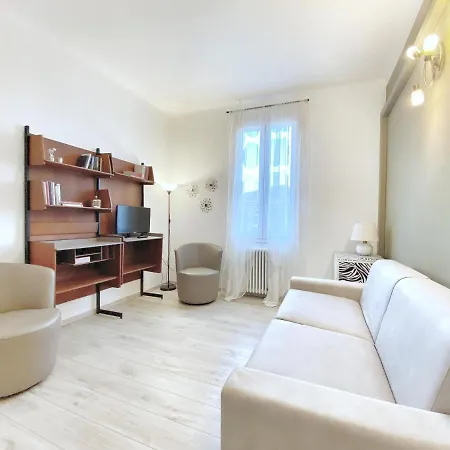Ur-nest Mitelli Apartment *